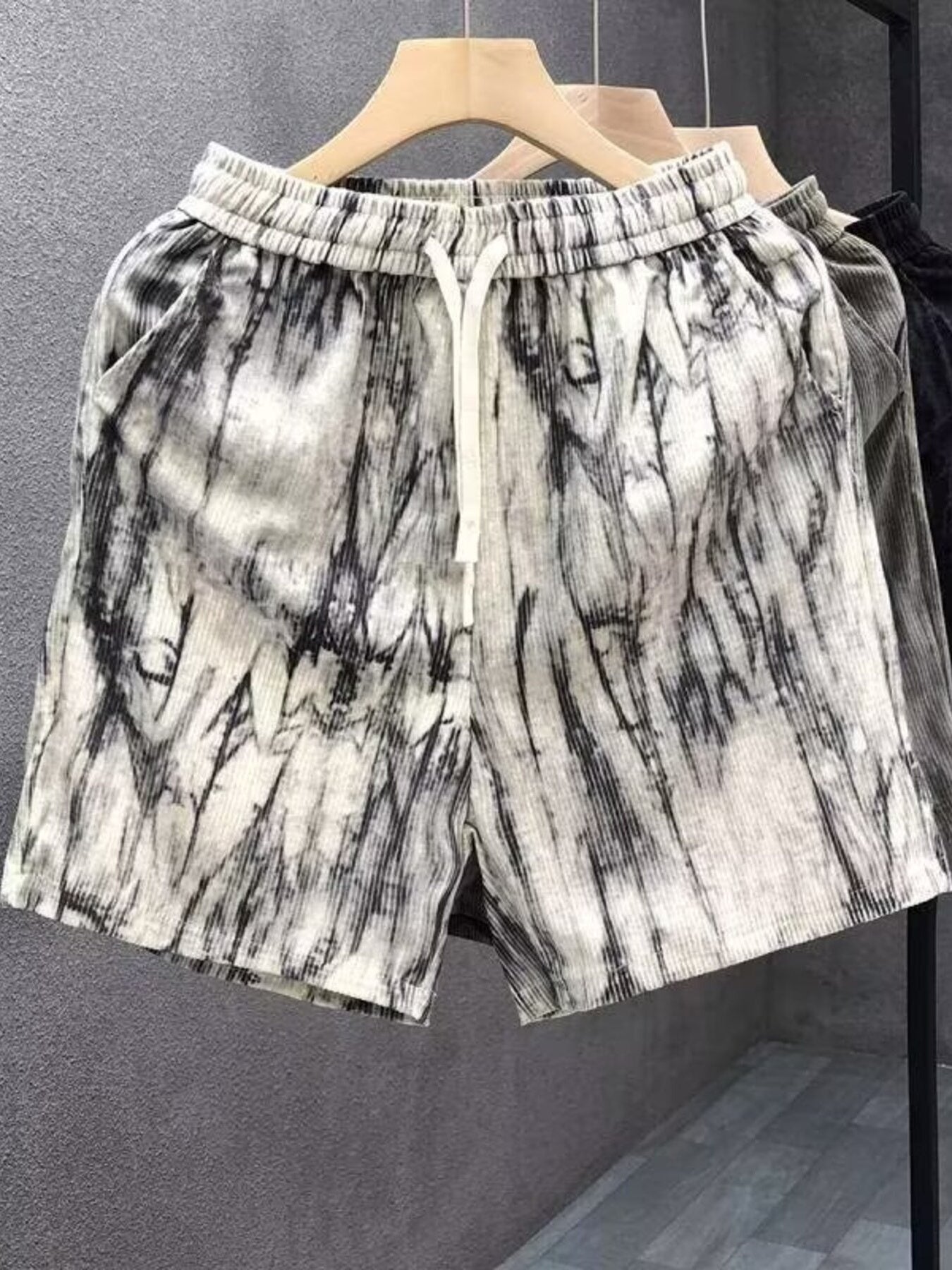 Men's Tie-Dye Elastic Waist Shorts