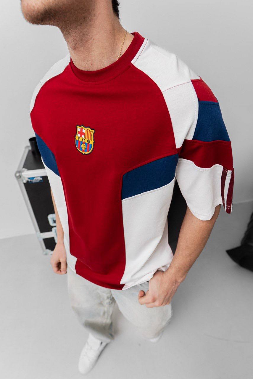 FC Barcelona Logo T-Shirt - Style and Club Allegiance