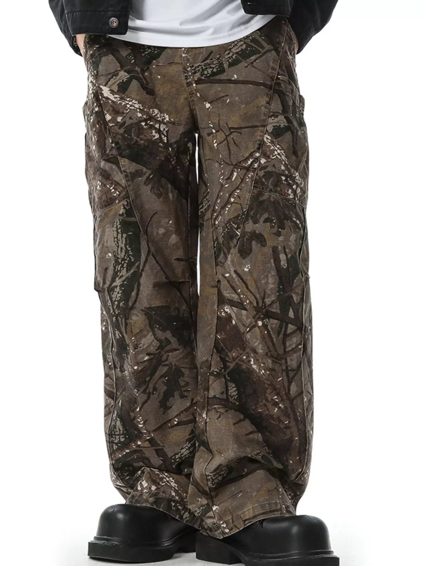 Men's Relaxed Fit Camo Pants