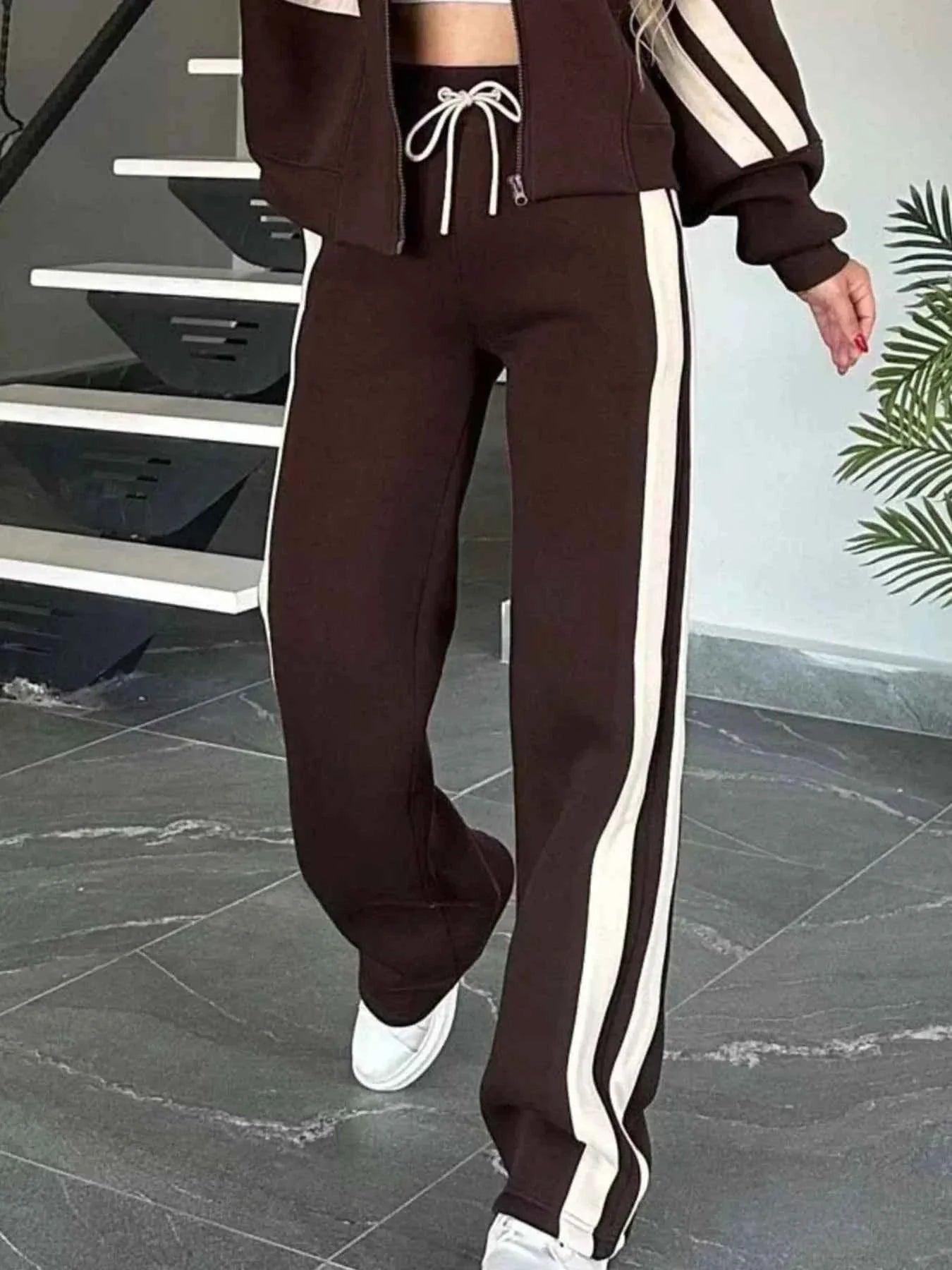 Plus Stripes Zip Set: Full-Size Comfort Duo